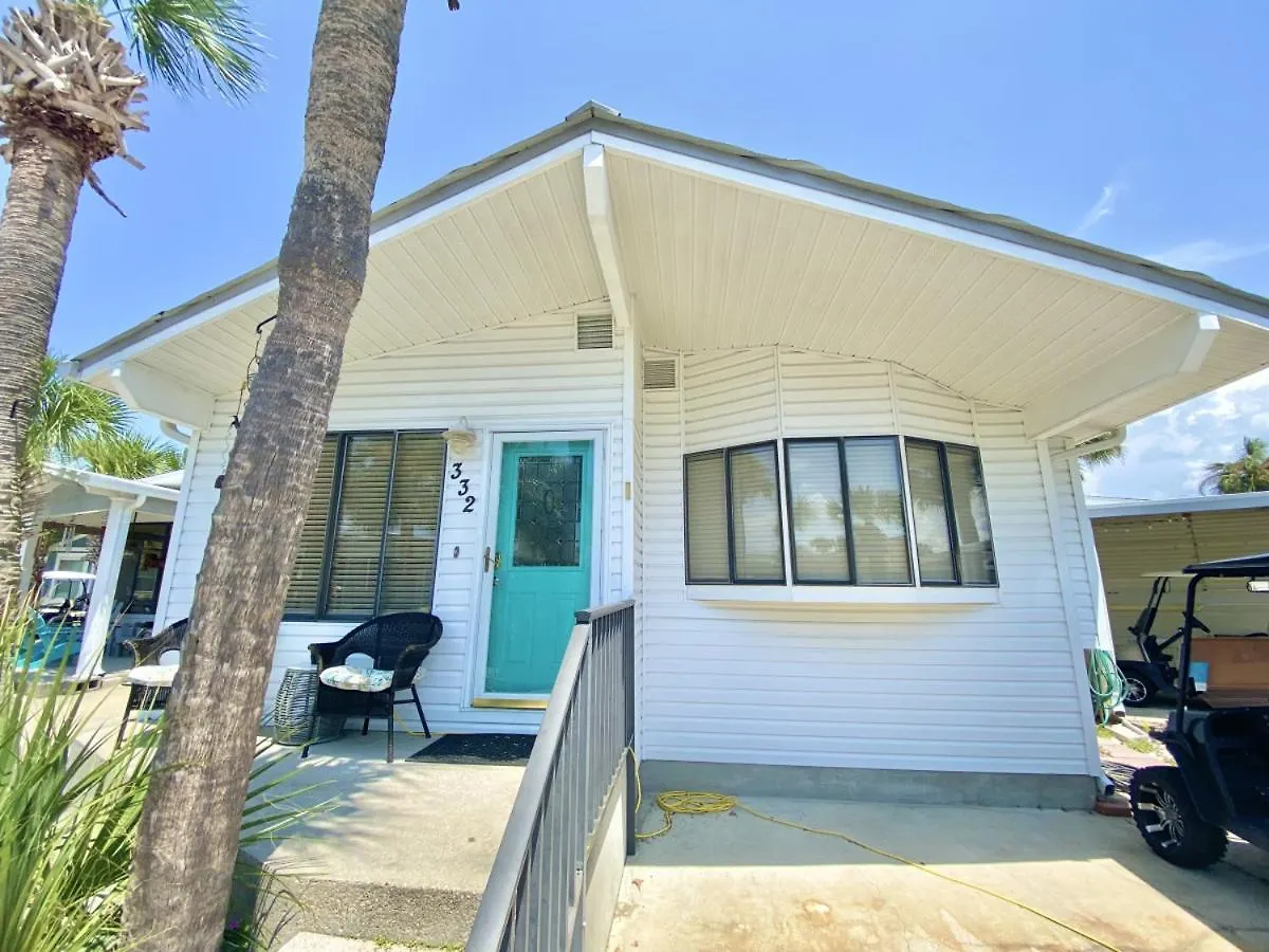 Venture Out 332 Lagoon Ln With 2 Golf Carts Panama Stadt USA